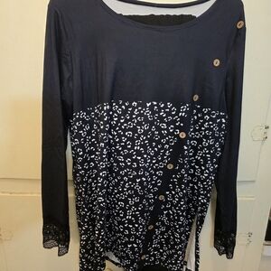 NWOT 2 Piece Outfit- Black Shirt With Leapard Print And Leggings-Size Medium